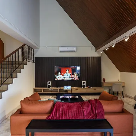 Kl Townhouse Villa By Lilyandloft Kuala Lumpur Exterior photo