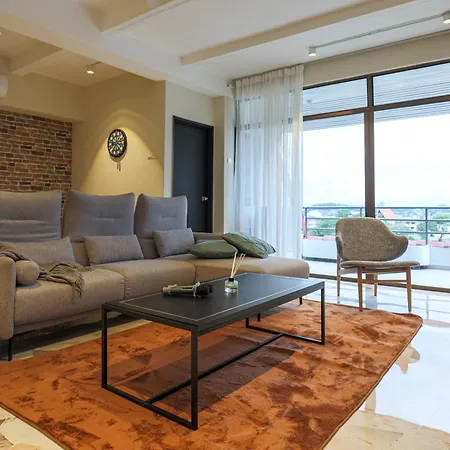 Kl Townhouse Villa By Lilyandloft Kuala Lumpur Exterior photo