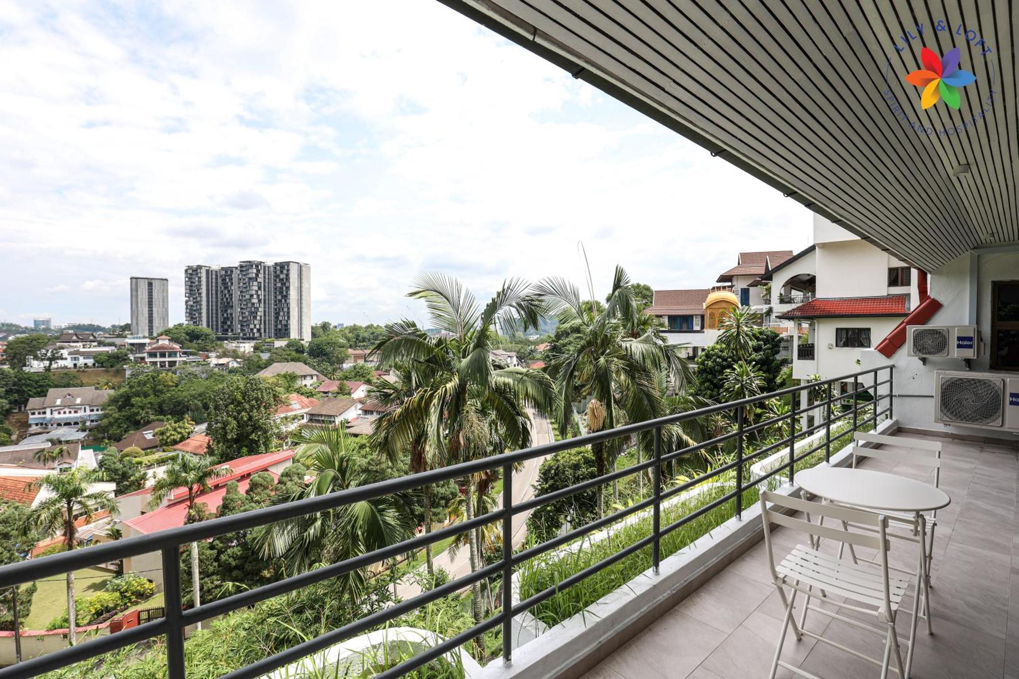 Kl Townhouse By Lilyandloft * Kuala Lumpur